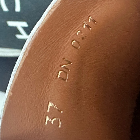 Givenchy Urban Street Sneaker Women Size 7B - Picture 8 of 10